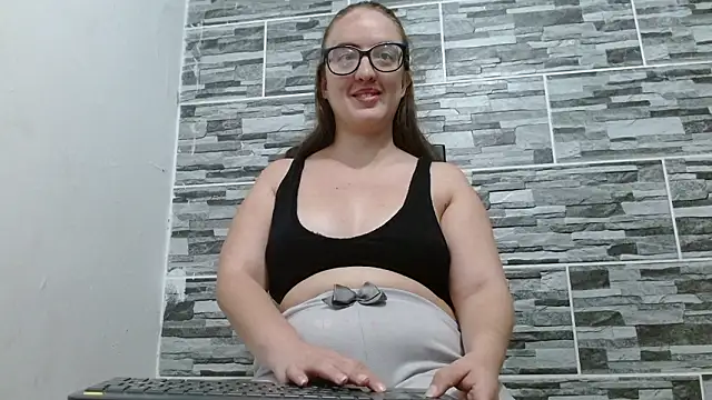 Venus_Santana: онлайн-секс-чат