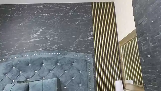 diosagoldenのライブXXXチャット