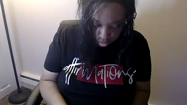 Sexymona1218 现场XXX聊天