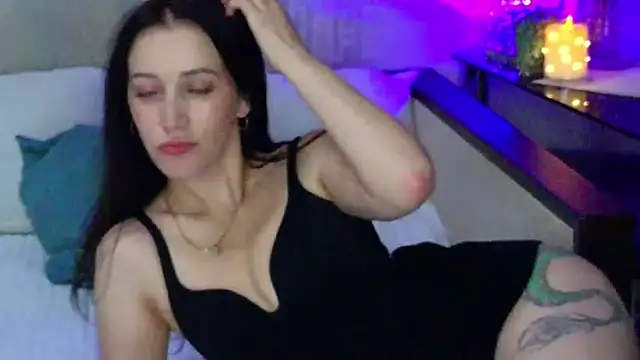 MonicaSweetx 라이브 XXX 채팅