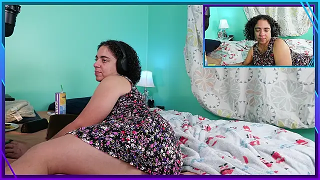 nsfwismorefun Adlı Modelin Canlı XXX Sohbeti