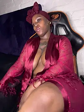 QUEEN_NOBUHLE_FEMDOM_777 Live XXX-Chat