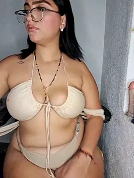 Mia_em webcam show