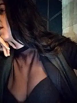 Luianna: онлайн-секс-чат