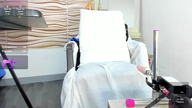 Онлайн чат XXX mia_pineda