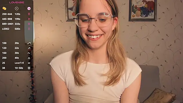 Онлайн чат XXX JoanBaggott