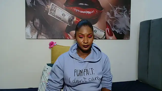 Moreish-06's Live XXX Chat