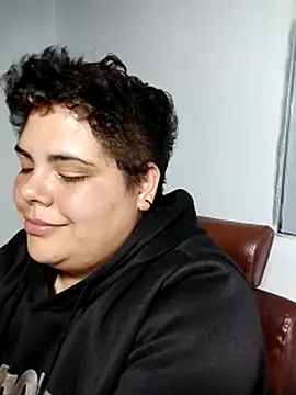 Hailey_Curvy's Webcam Show