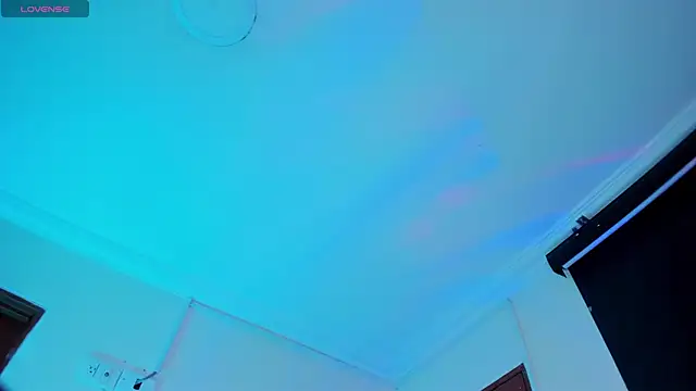 sophiievv: онлайн-секс-чат