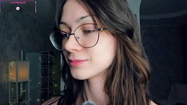 ReneeLippeatt: онлайн-секс-чат