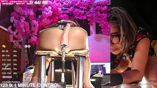 aliseparker2021's Webcam Show