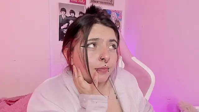 Sachi_Meow Adlı Modelin Canlı XXX Sohbeti