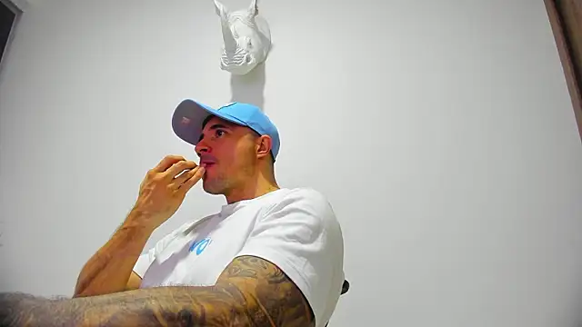 Dagoti: вебкам-шоу