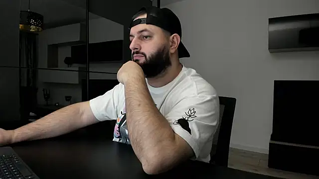 DravenPeak Live XXX-Chat