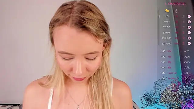 DanaCandy: онлайн-секс-чат