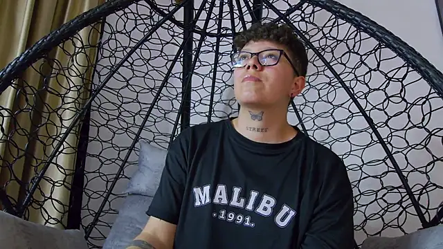 alex_noa Live XXX Chat