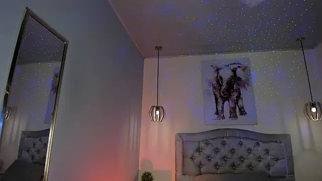 Chat XXX en directo de ayshel__