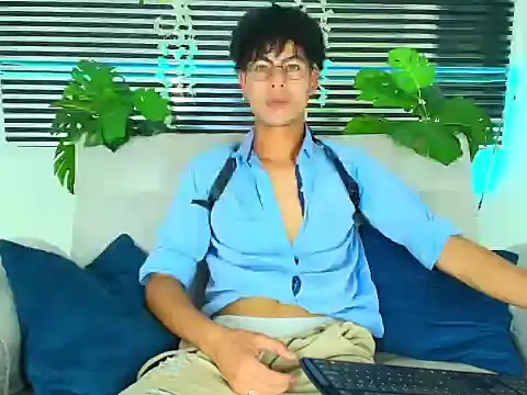 Chat XXX en directo de ThiiagoSaeenz