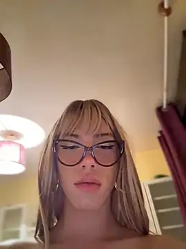 Show de Carlita_cute na webcam