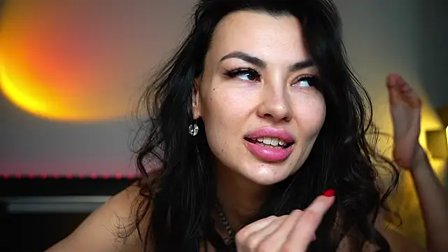 Show modela Anna_Purna na web-kameri