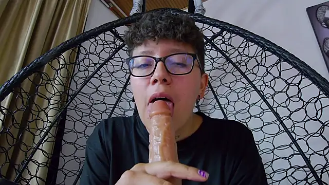 Chat XXX ao vivo de alex_noa