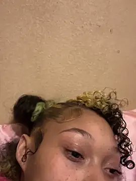 Tamiii420 Show in webcam