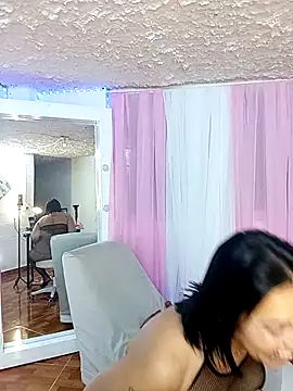 Онлайн чат XXX zullyxhot