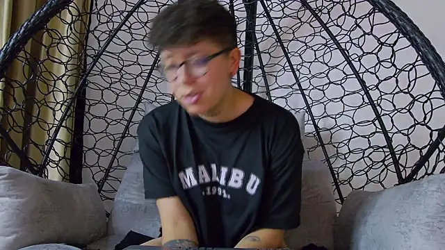 alex_noa: απευθείας συνομιλία ΧΧΧ