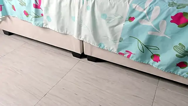 maybelline69 – Live XXX-chat