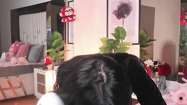 Kitty_EliffeのライブXXXチャット