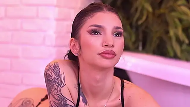 NyssaSky's Live XXX Chat