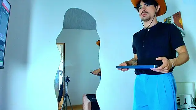 Ethan_Briggs_ webcam show