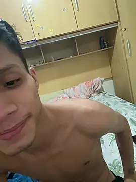 Kevin_lucas_22cm: διαδικτυακό σόου στην κάμερα