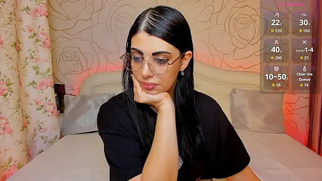 Elizabettalee élő XXX-chatje