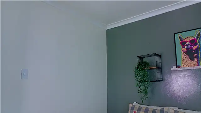 Živý XXX chat NickiWestt___