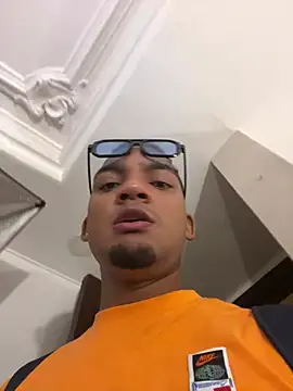 Webkamerová show KleytonCollins