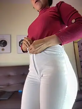 IriaLux Live XXX-chat