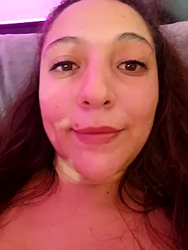 Chatroom XXX en direct de VickyHoult