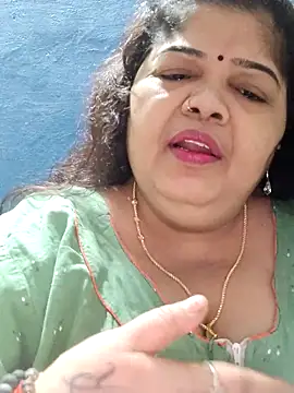 tamilthanushri 现场XXX聊天