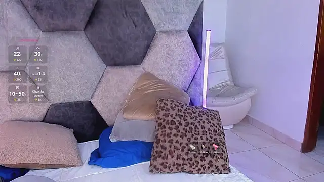 DulceJones Live XXX Chat