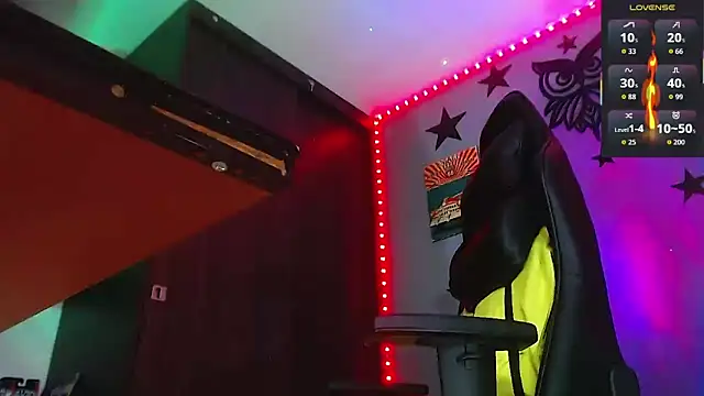 justincs' Live XXX Chat