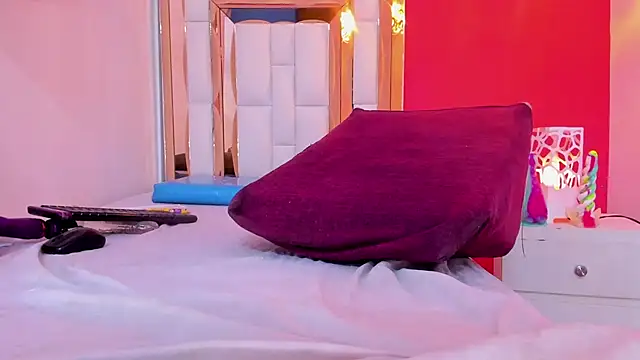 Tifany_69_ Adlı Modelin Canlı XXX Sohbeti