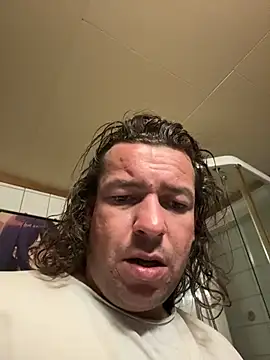 miguel910921's Live XXX Chat