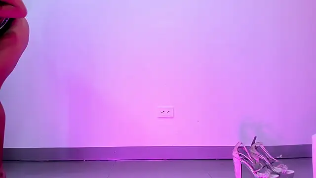 Baby_doll_XOXO: онлайн-секс-чат