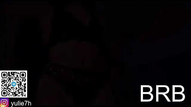 _Jessy_Moon_ Adlı Modelin Canlı XXX Sohbeti