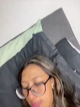 StefanyLuxe_18's Live XXX Chat