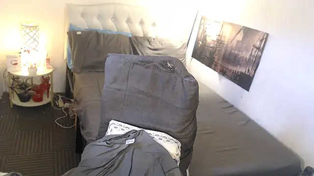 NinaDOM4CUM: онлайн-секс-чат