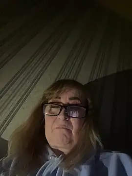 Chatroom XXX en direct de Irina2909@xh