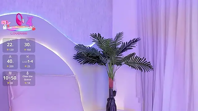 CannelaSmith live XXX chat