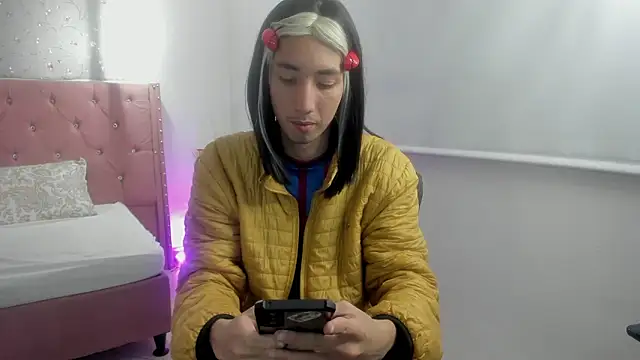 loverisu-coral's Live XXX Chat